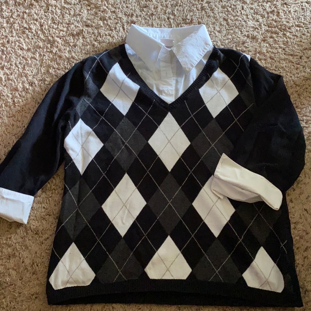 5/$25 Covington sweater/Oxford shirt